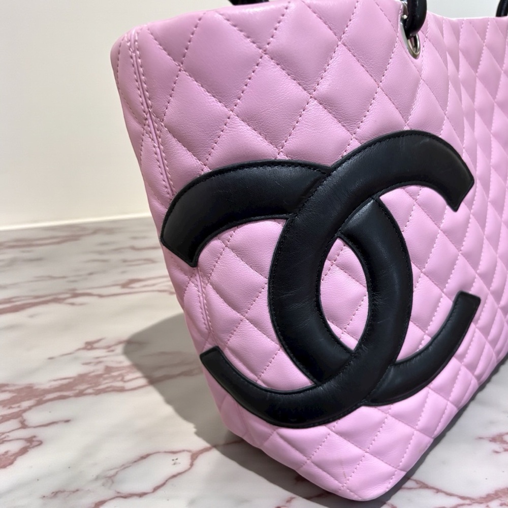 CHANEL Vintage Pink/Black Cambon Ligne Tote & Original Box - Picture 3 of 14